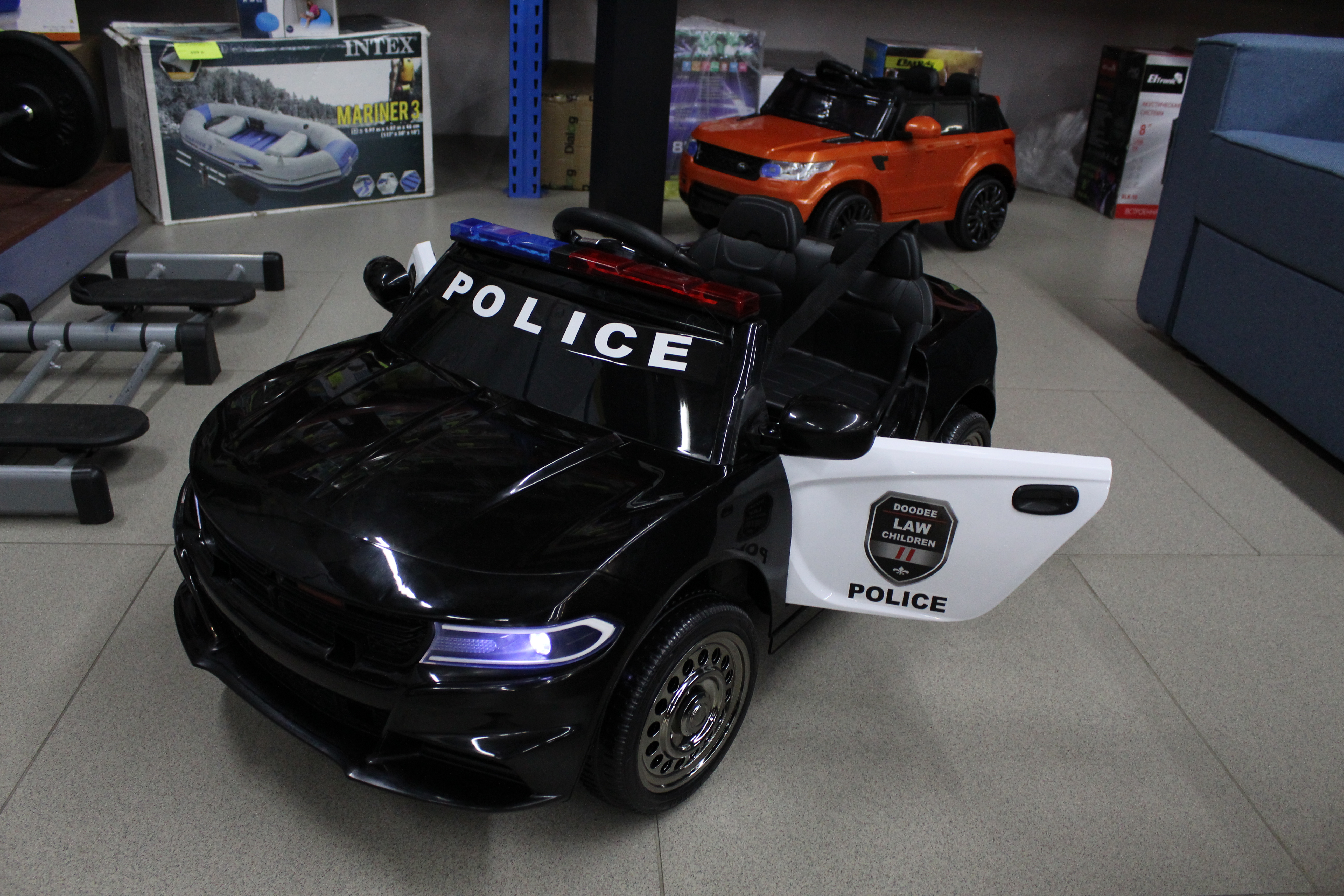 Детский электромобиль Sundays Police Dodge BJC666 чёрный